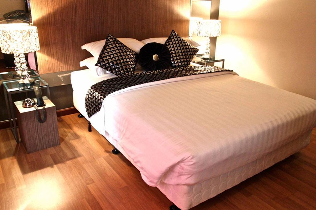 Deluxe Double Room,1589104404:JPEG